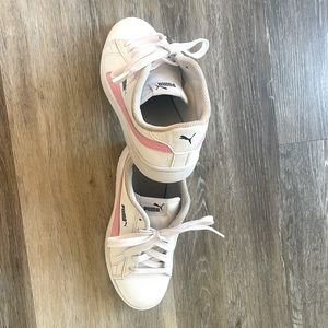 Puma little kid sneakers size 1.5